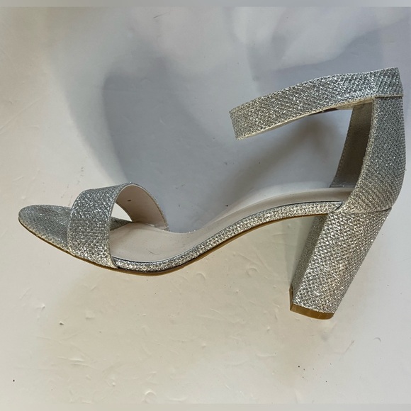DB Studio Silver Glitter Block Heel Ankle Strap Sandals Size 7 - Picture 7 of 10